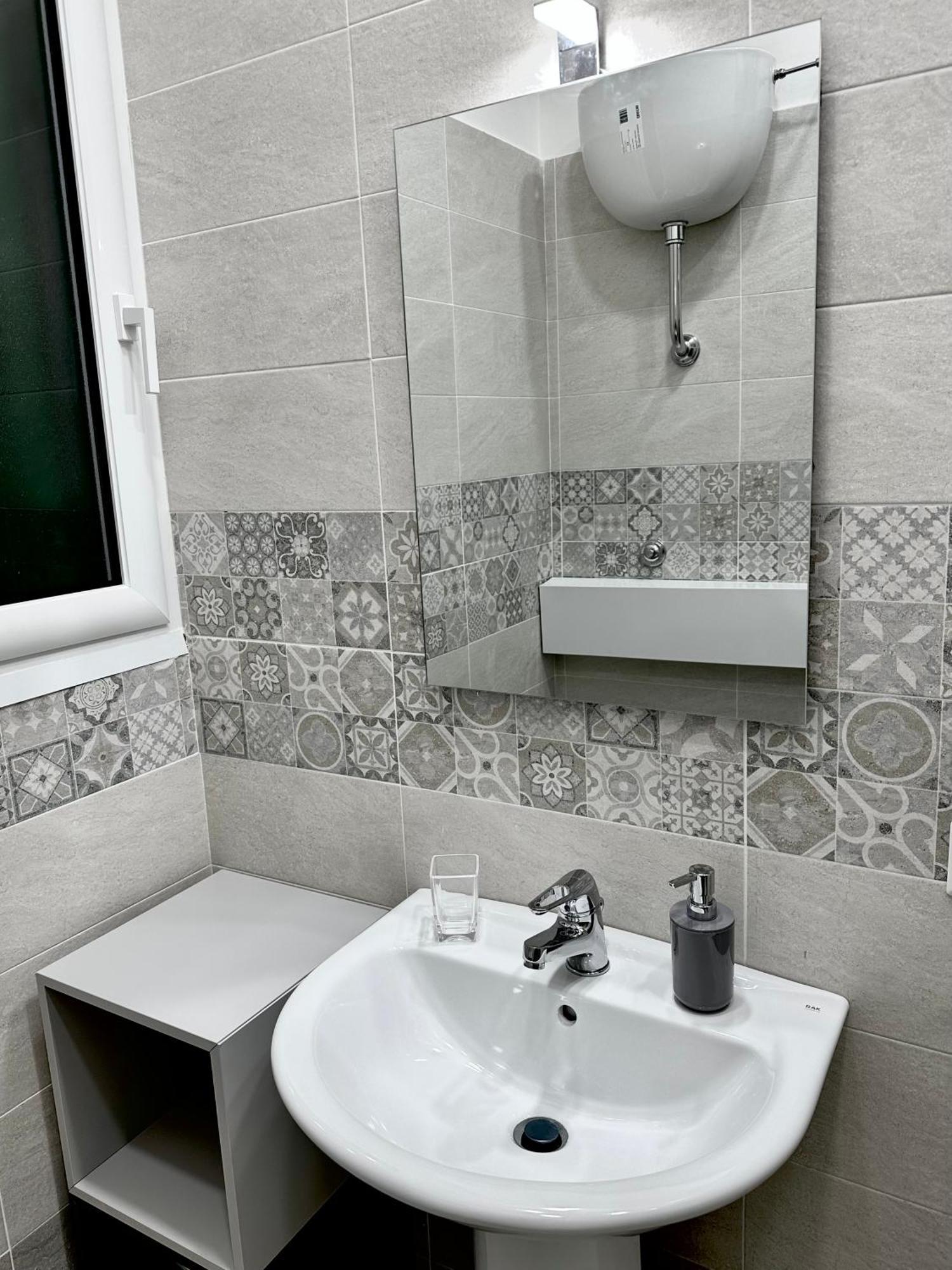 Napule House - Napoli Appartamento In Centro Екстер'єр фото