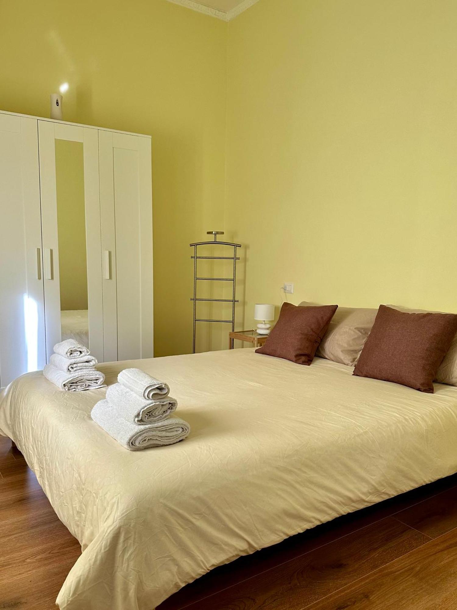 Napule House - Napoli Appartamento In Centro Екстер'єр фото